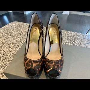 Michael KORS leopard print Women’s Shoes
